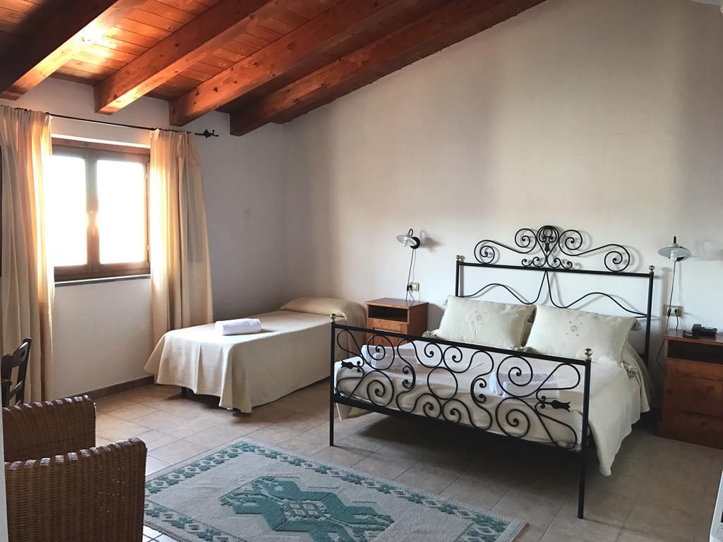 Hotel Su Baione Abbasanta المظهر الخارجي الصورة